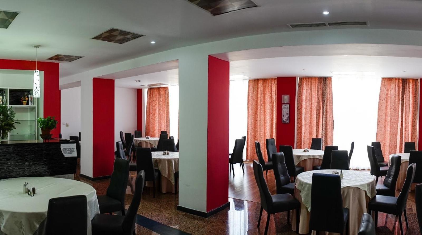 Hotel Criss Бухарест Экстерьер фото